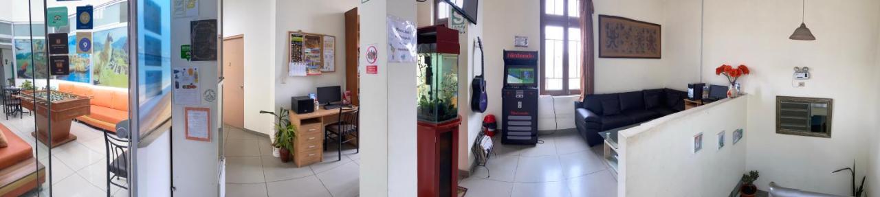 House Hostel *